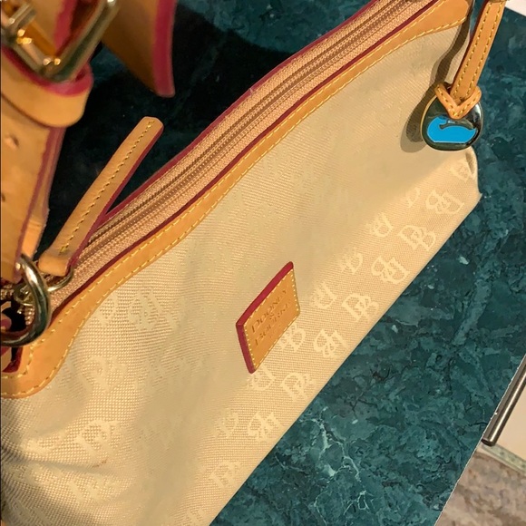 Dooney & Bourke Purse - Picture 7 of 8